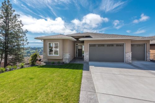 1072 Aurora Heights, West Kelowna, British Columbia