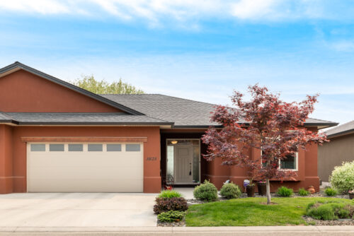 3825 Acacia Lane, West Kelowna, British Columbia