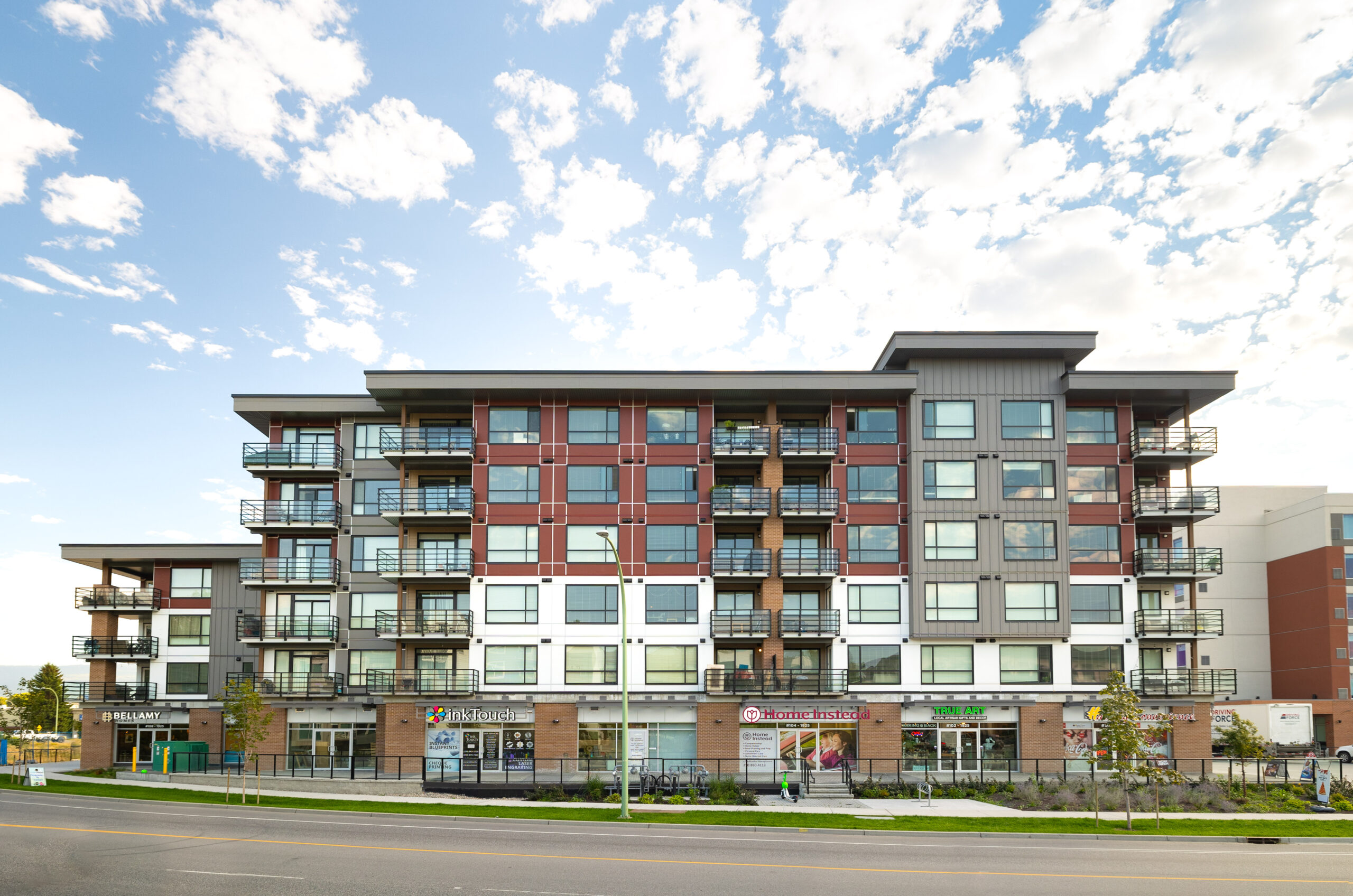 611 1925 Enterprise Way, Kelowna RE/MAX Kelowna Stone Sisters