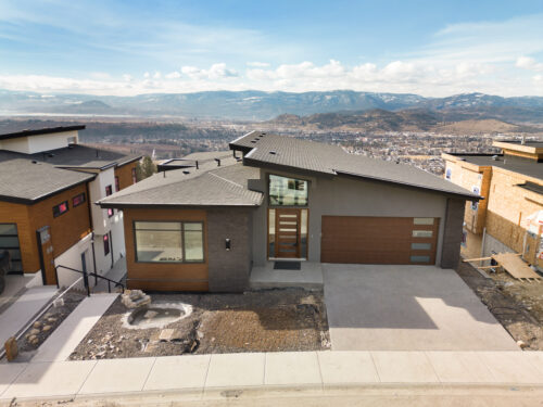 1194 Lone Pine Drive, Kelowna