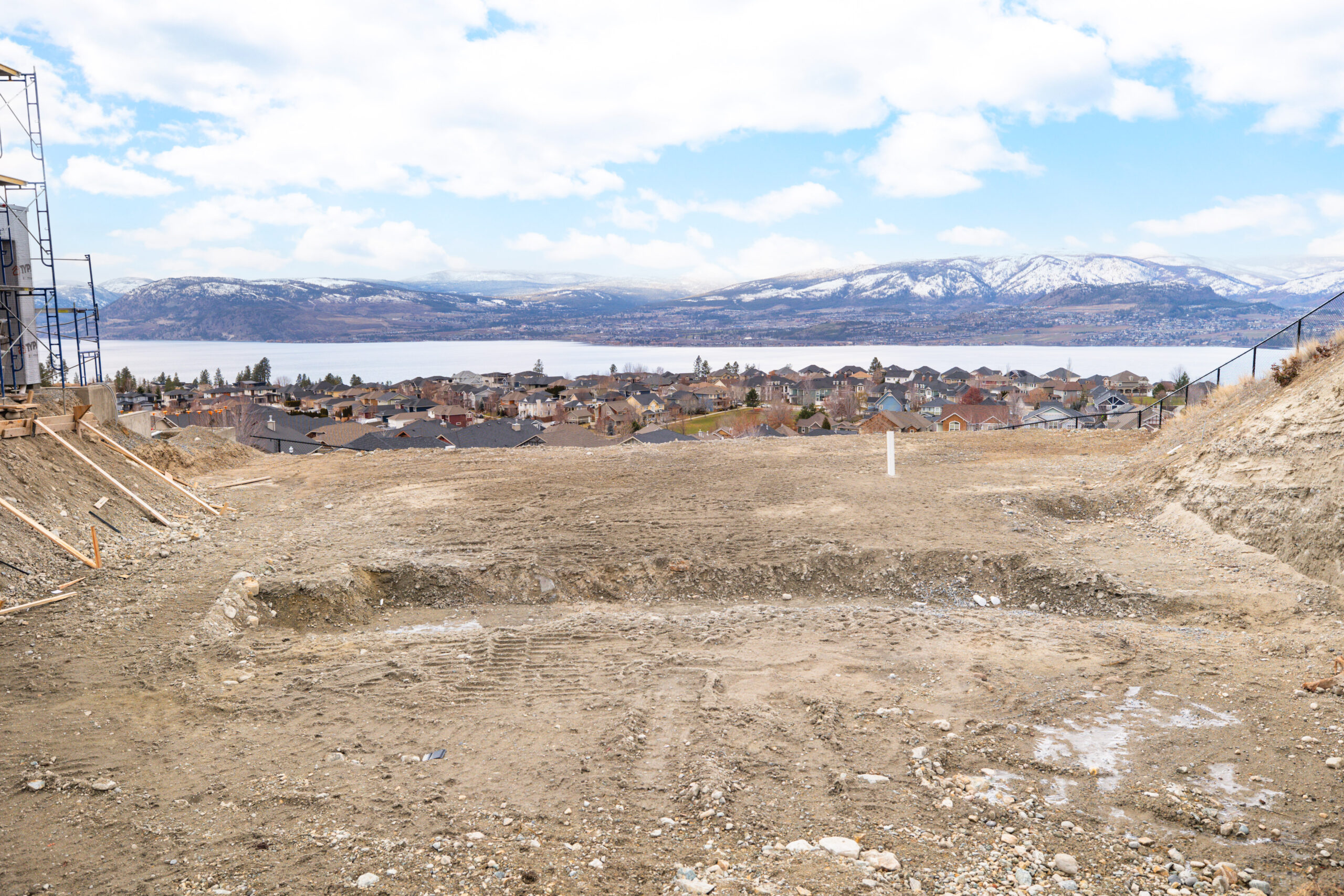 5524 Foothill Court, Kelowna RE/MAX Kelowna Stone Sisters