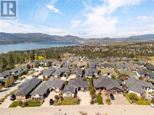 628 Devonian Avenue, Kelowna