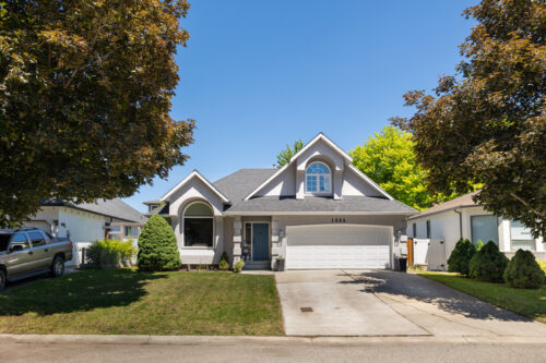 1864 Portland Place, Kelowna
