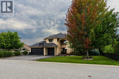 1061 Avondale Place, West Kelowna