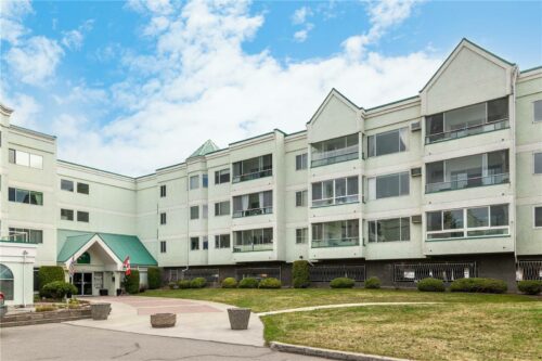 #103 1329 KLO Road, Kelowna, British Columbia