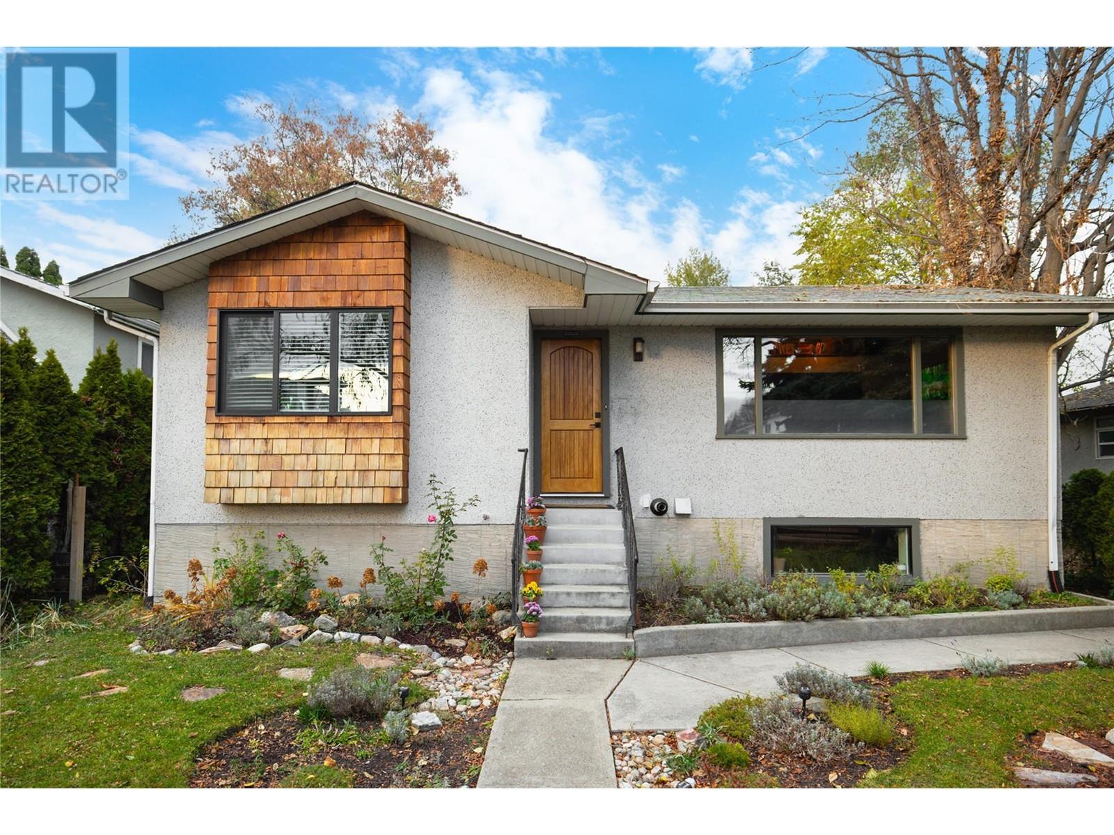  746 Fuller Avenue, Kelowna