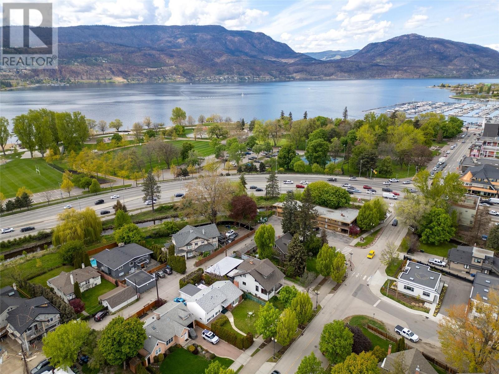  1820 Abbott Street, Kelowna