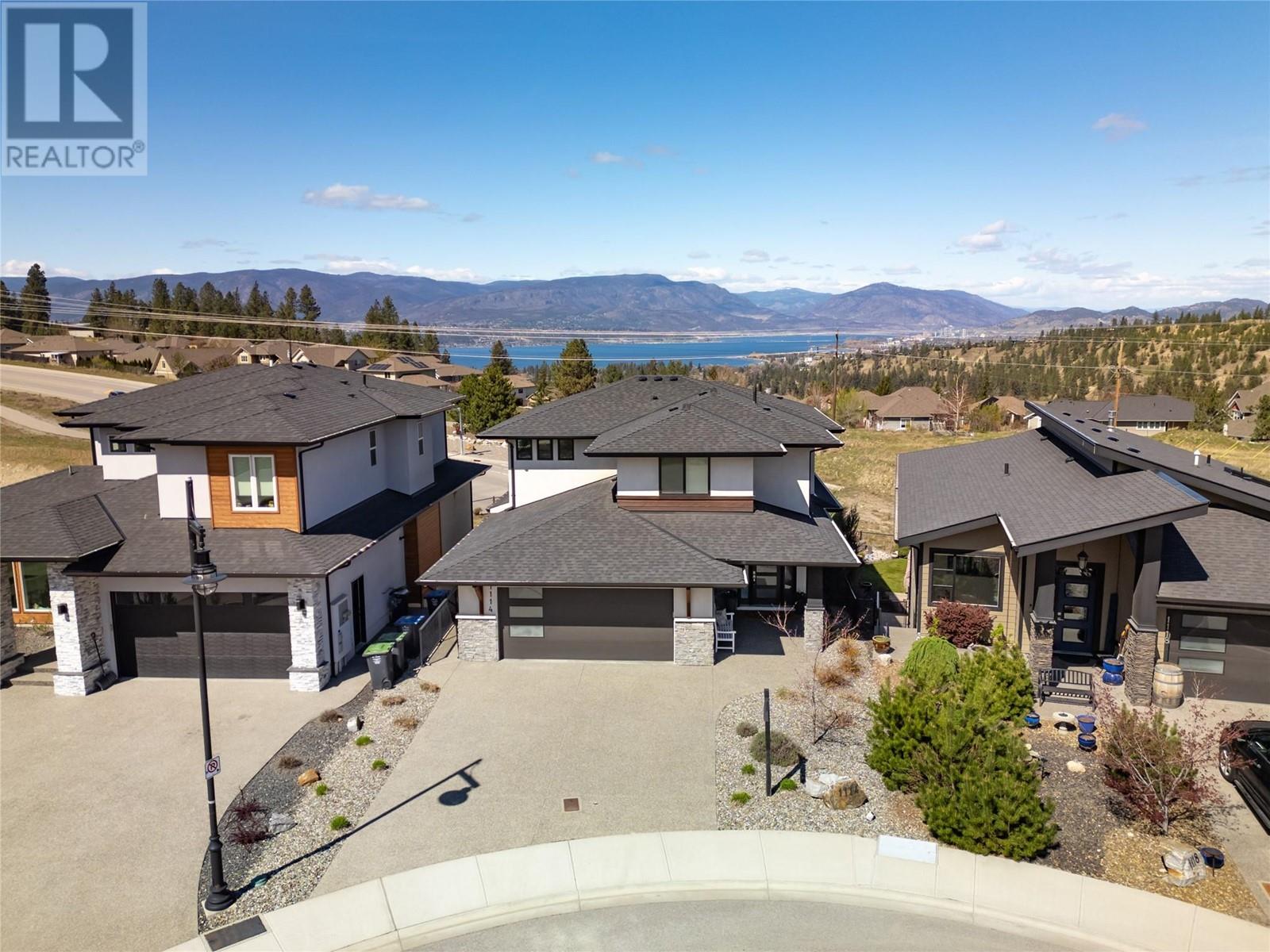  1114 Goldfinch Place, Kelowna