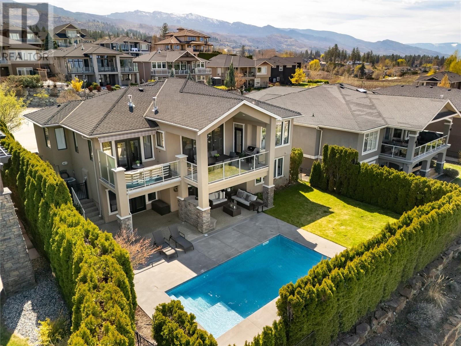  628 Devonian Avenue, Kelowna