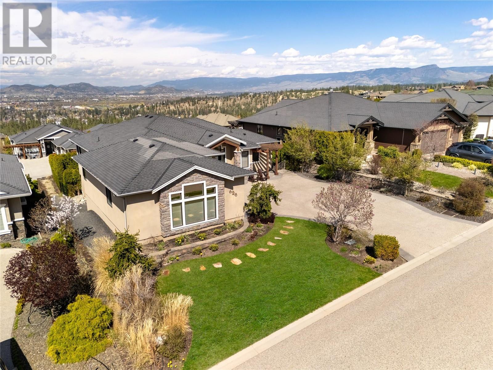  628 Devonian Avenue, Kelowna