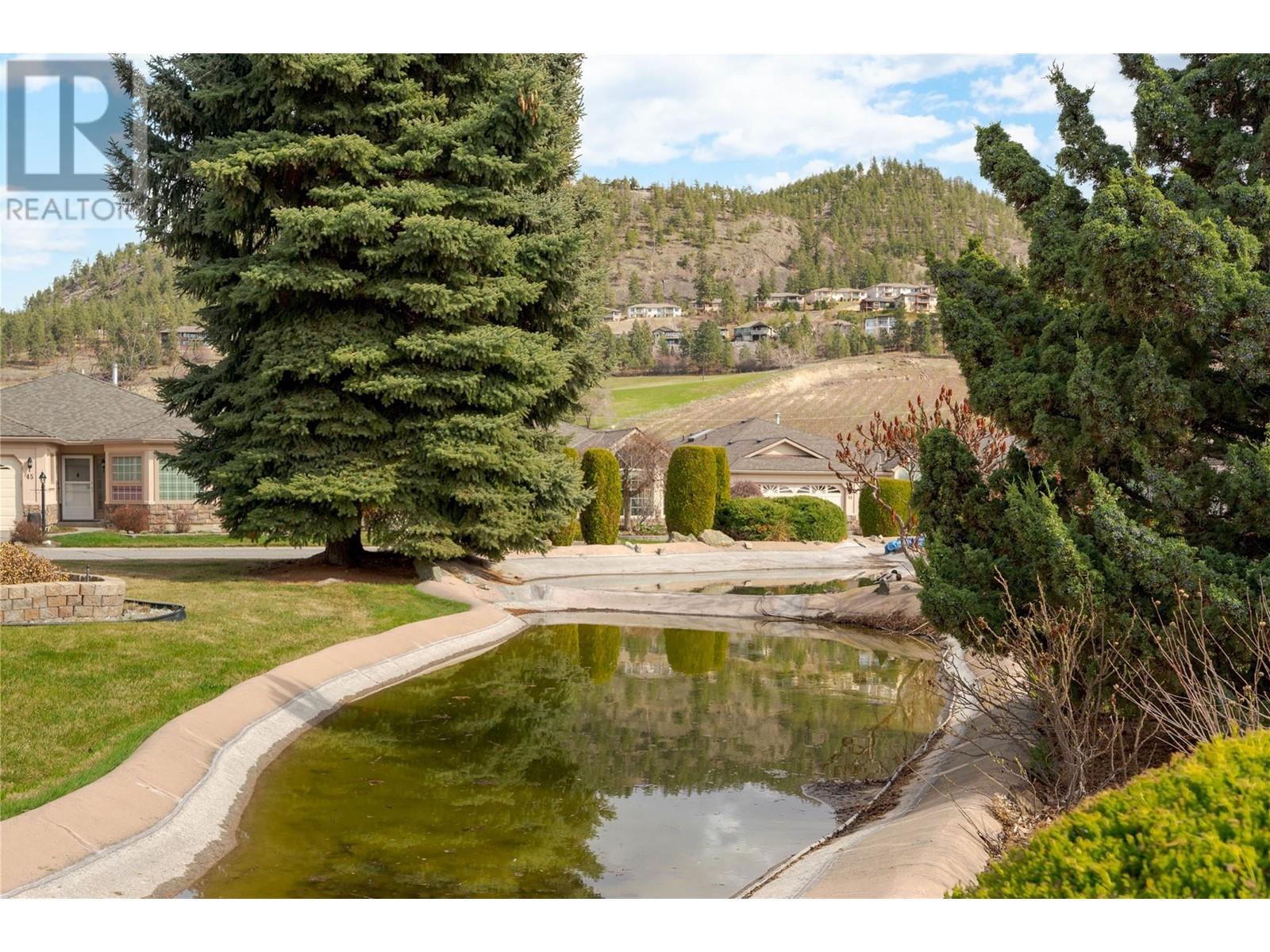 404 595 YATES Road, Kelowna
