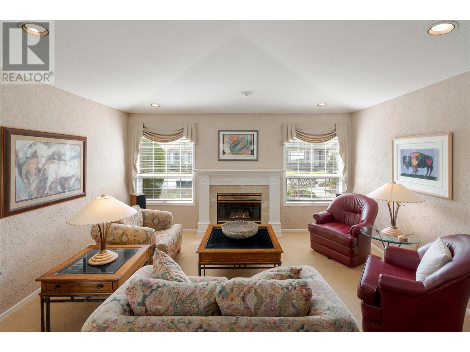 404 595 YATES Road, Kelowna