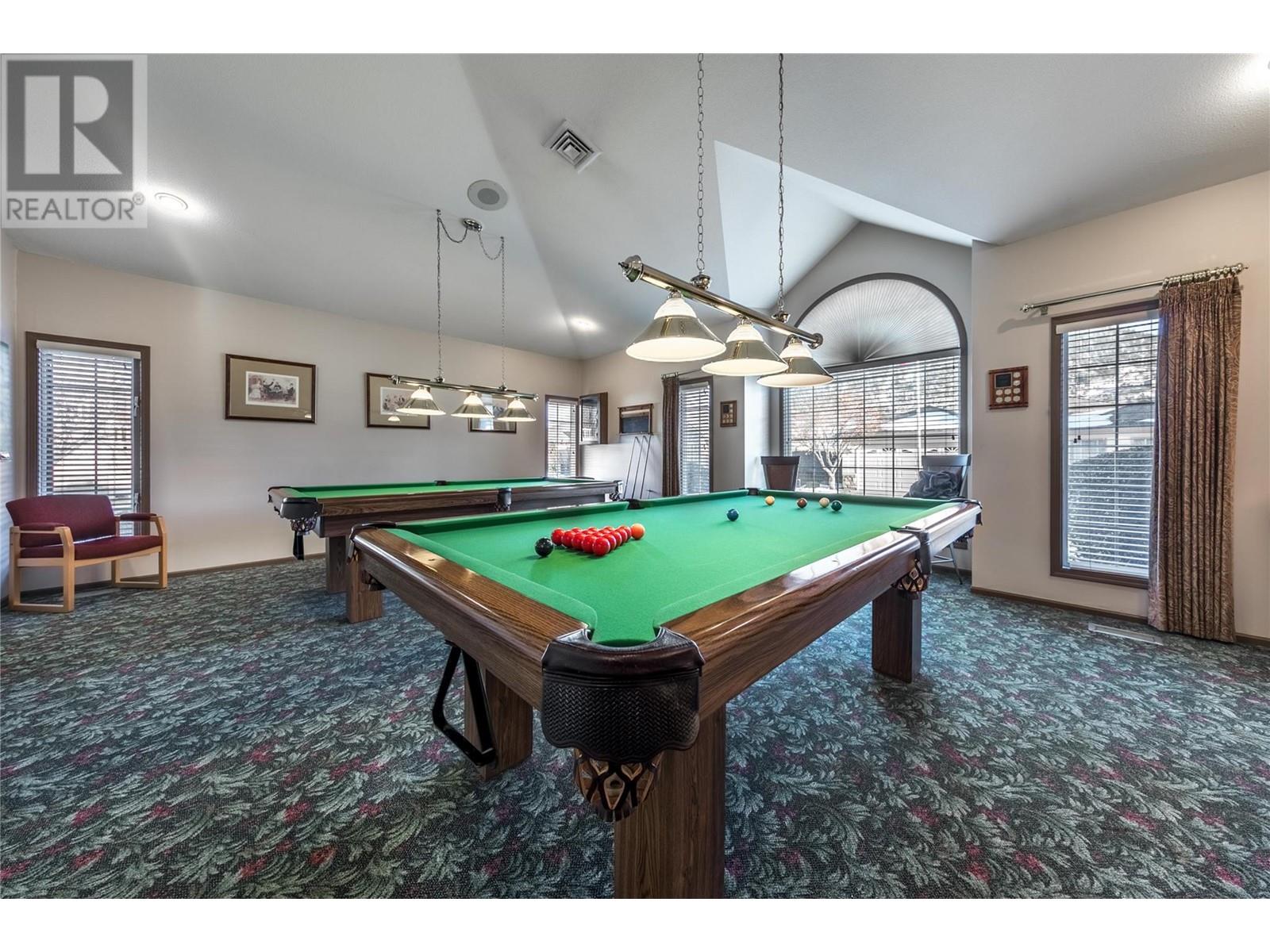 404 595 YATES Road, Kelowna