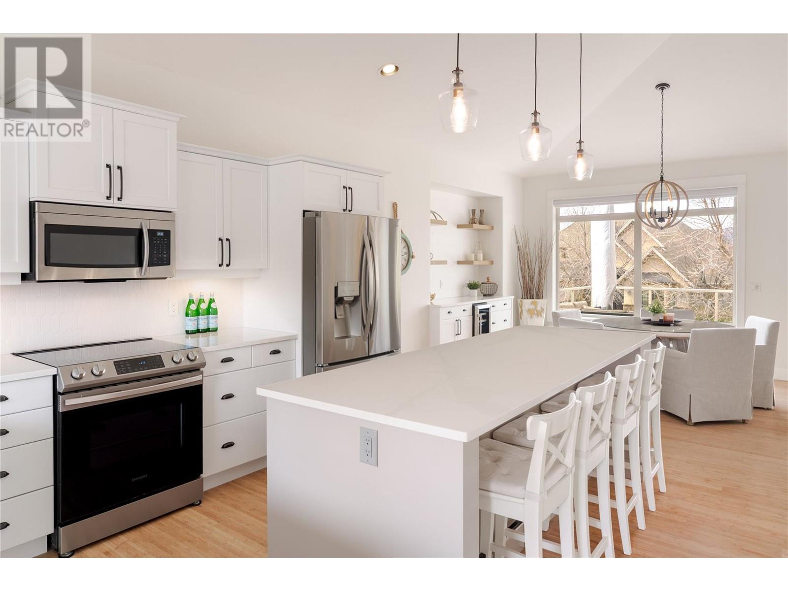  739 Marin Crescent, Kelowna