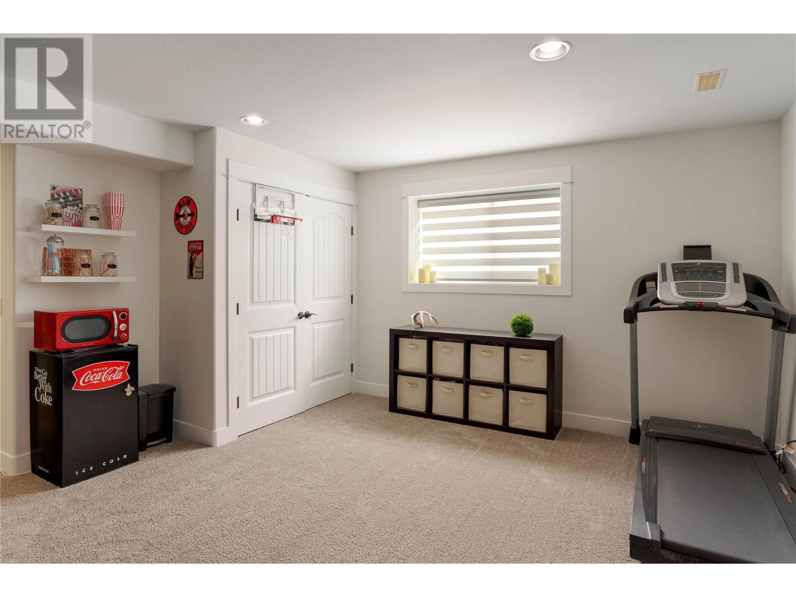  739 Marin Crescent, Kelowna