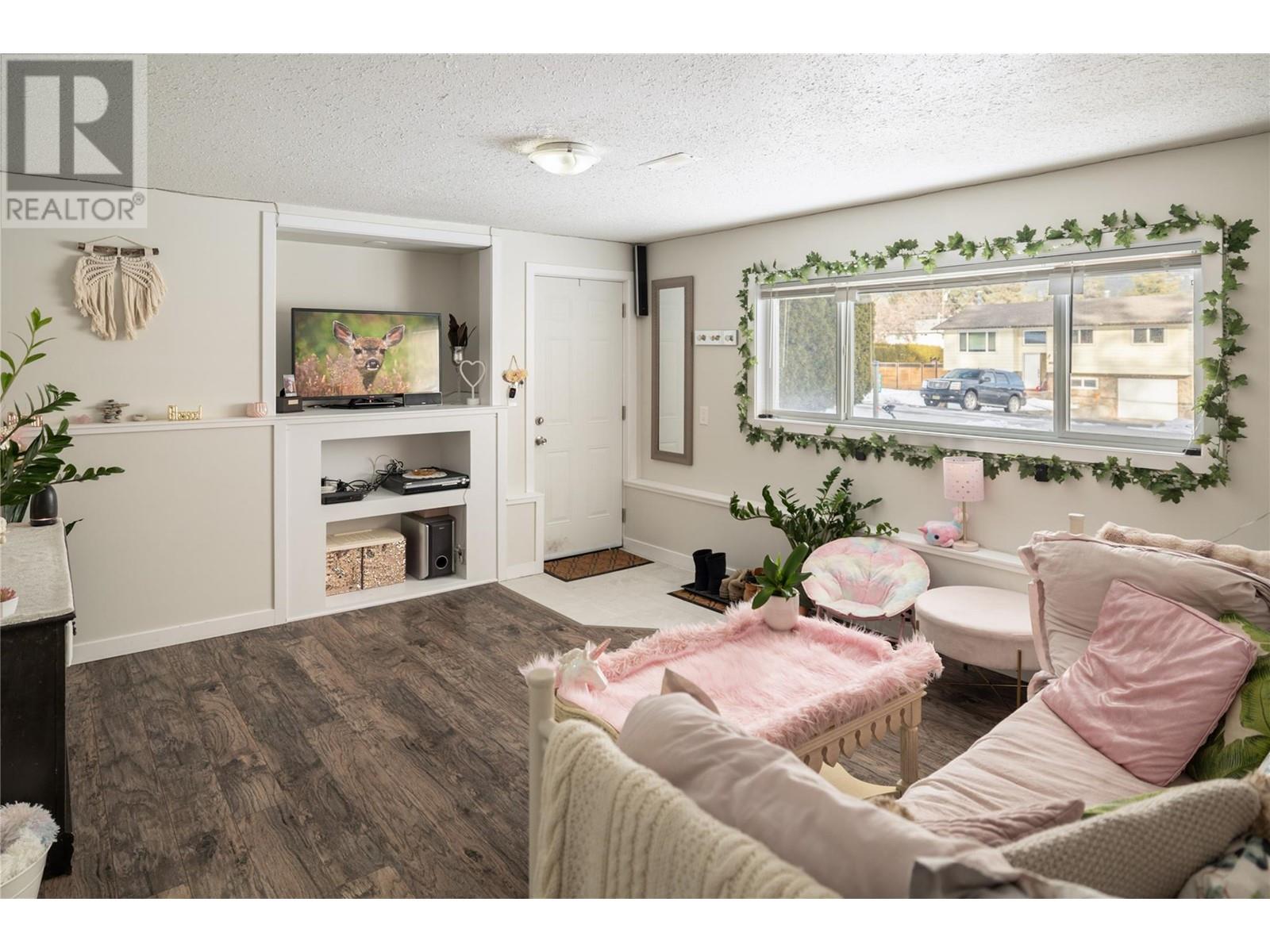  3240 McGinnis Road, West Kelowna