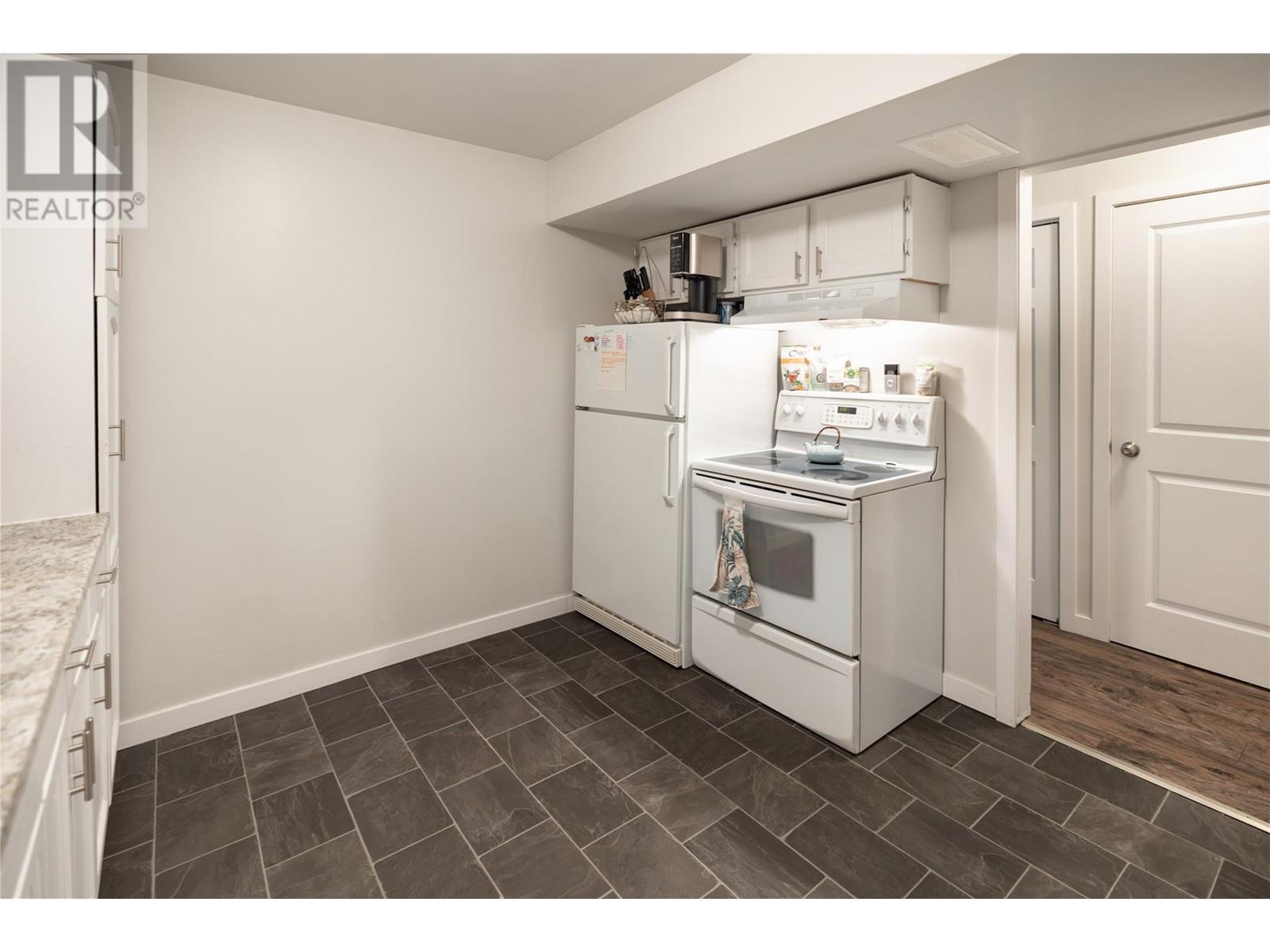  3240 McGinnis Road, West Kelowna