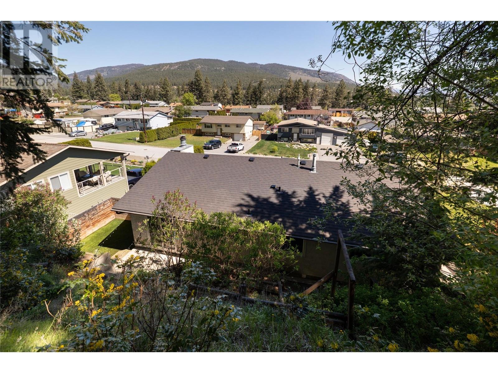  3240 McGinnis Road, West Kelowna