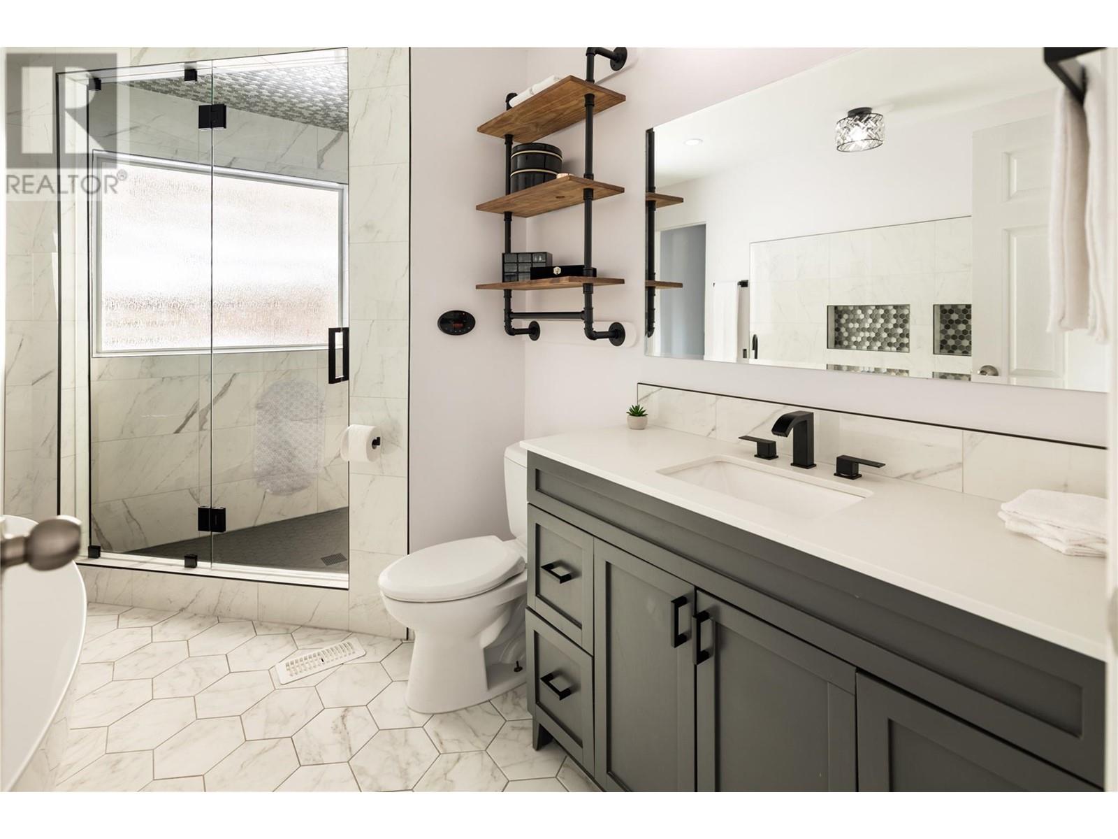  3240 McGinnis Road, West Kelowna