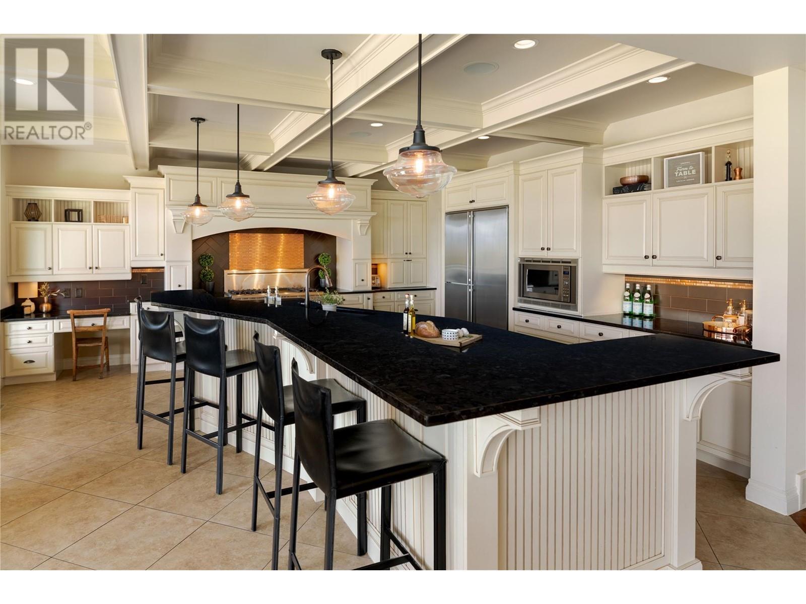  369 Farron Court, Kelowna