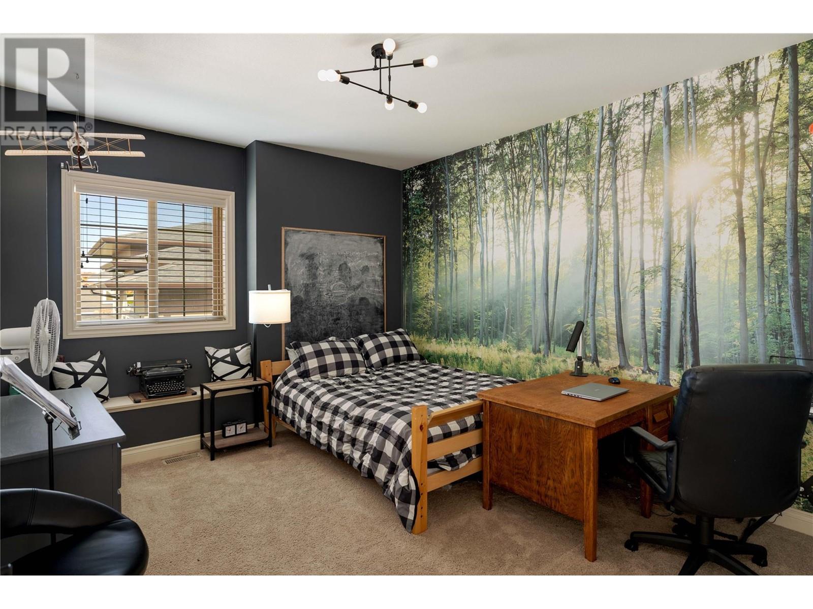  369 Farron Court, Kelowna