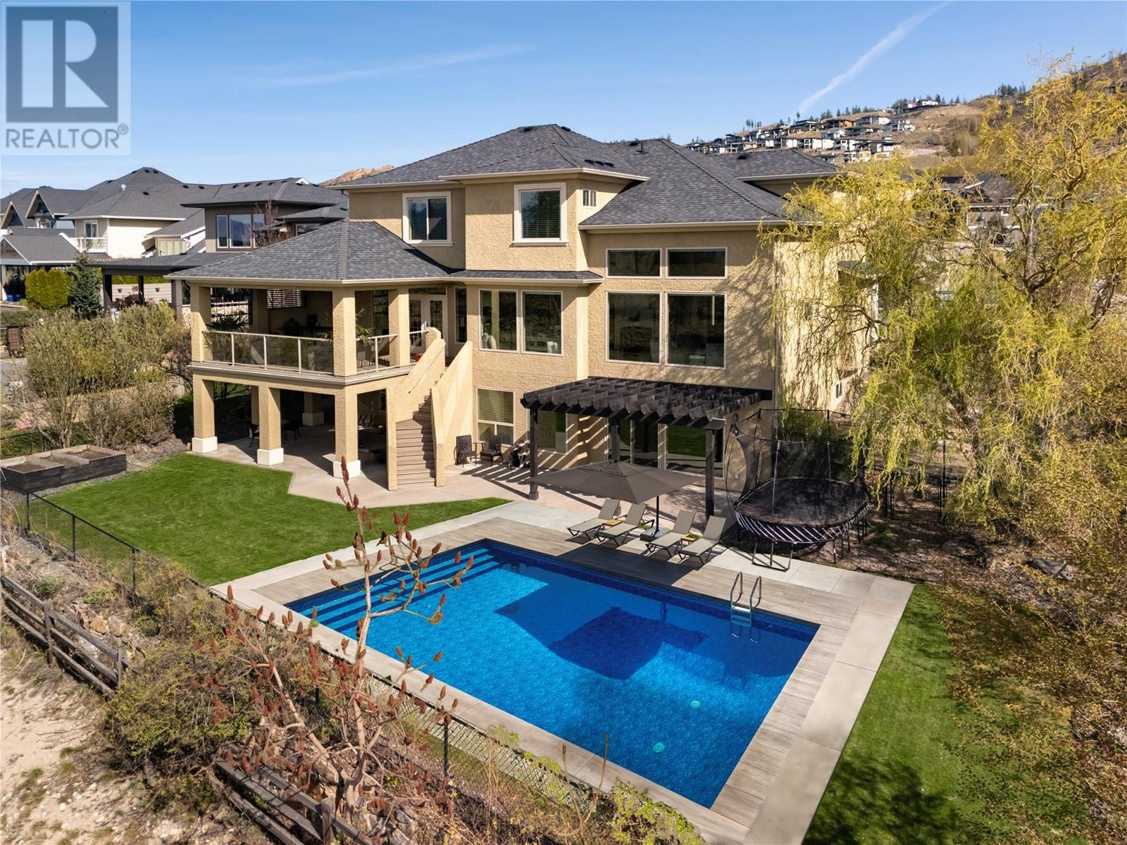  369 Farron Court, Kelowna