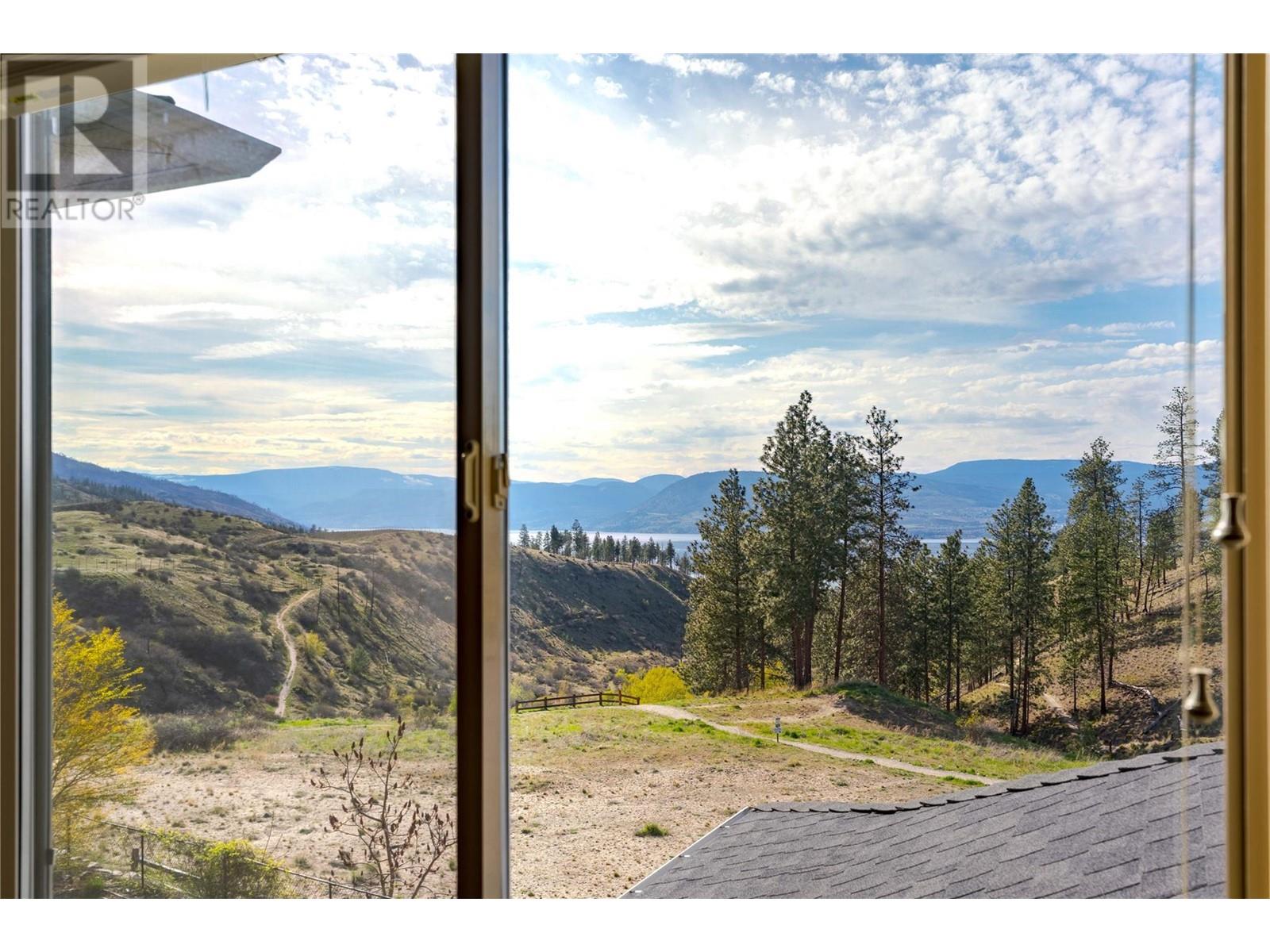  369 Farron Court, Kelowna