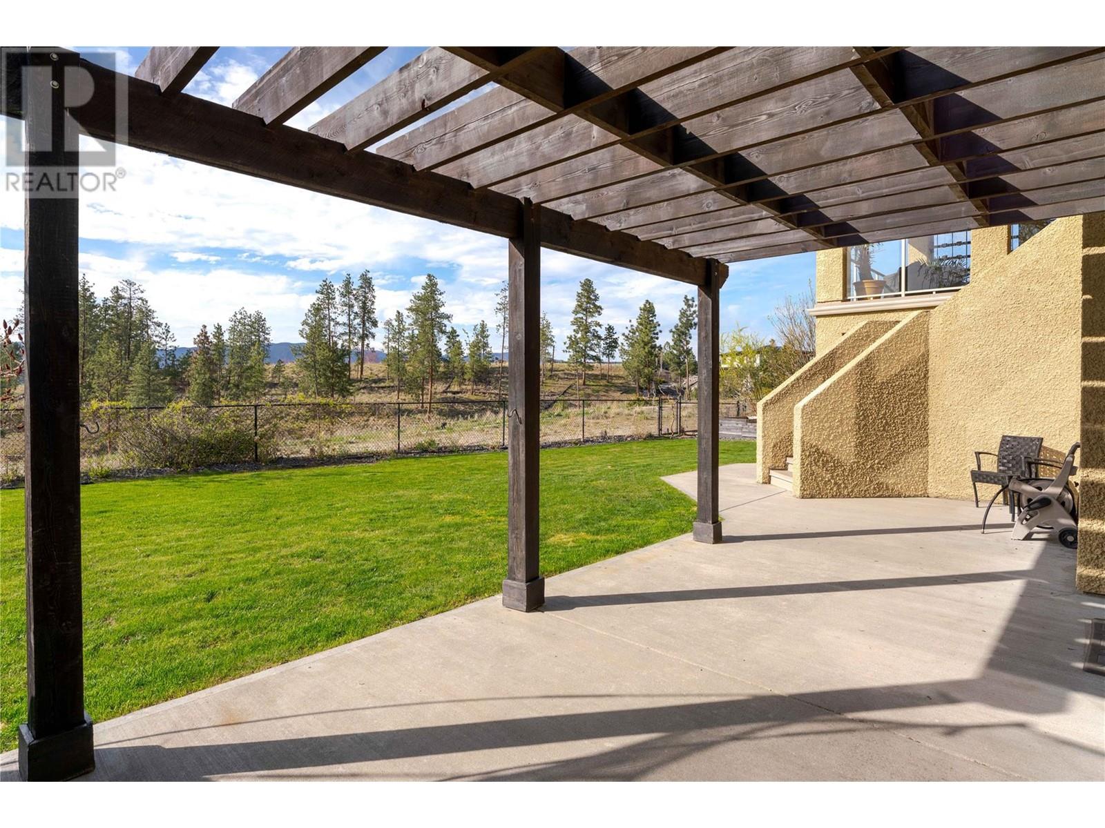  369 Farron Court, Kelowna