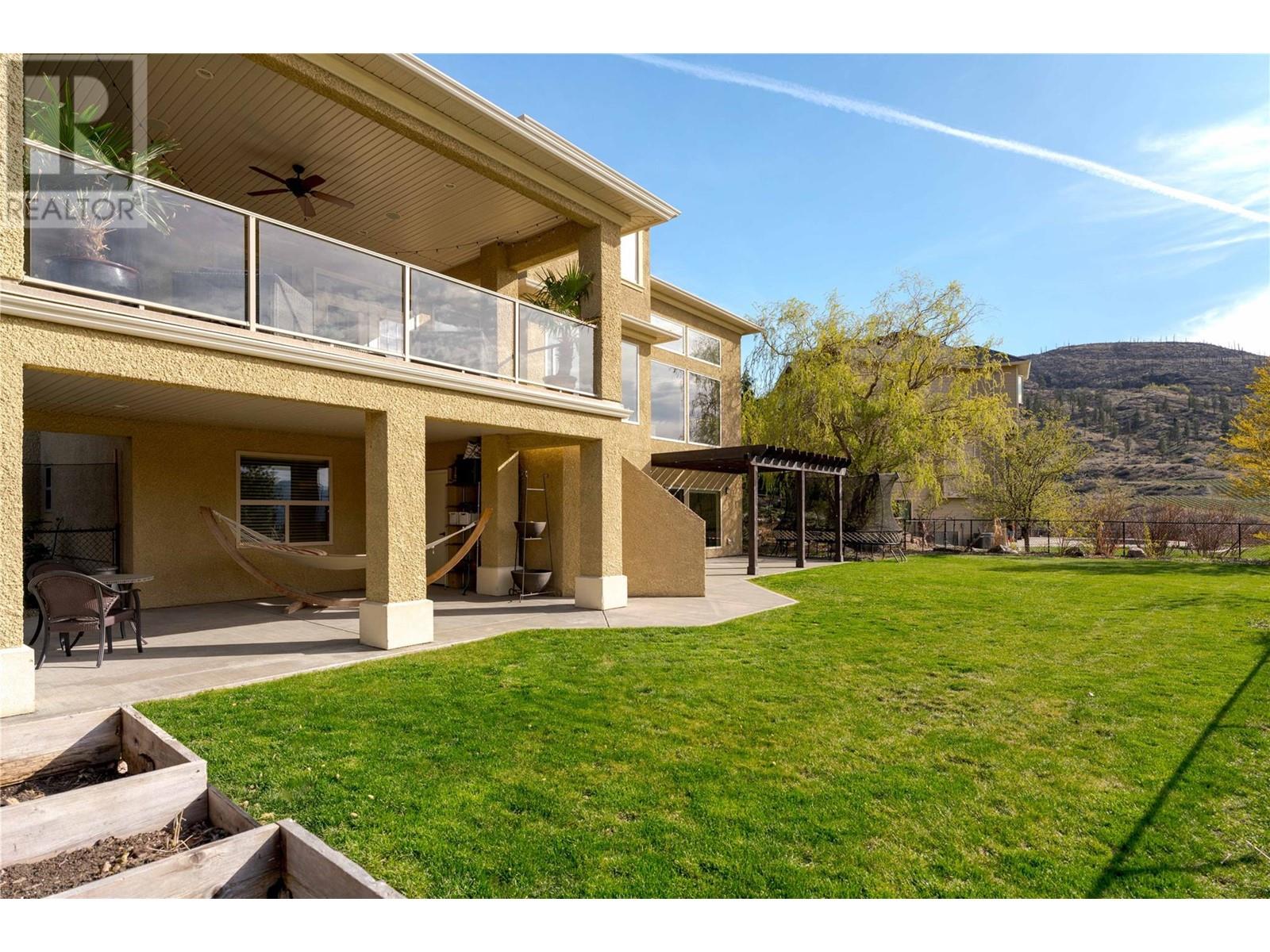  369 Farron Court, Kelowna
