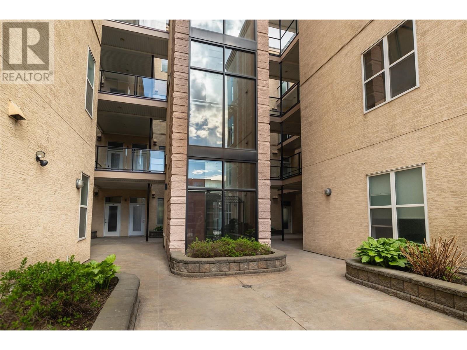 408 1327 St Paul Street, Kelowna