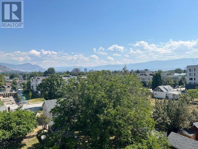 408 1327 St Paul Street, Kelowna