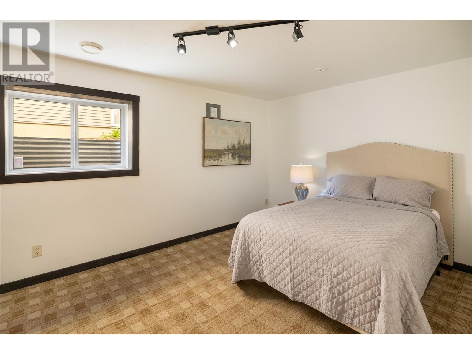  2847 Bentley Road, West Kelowna