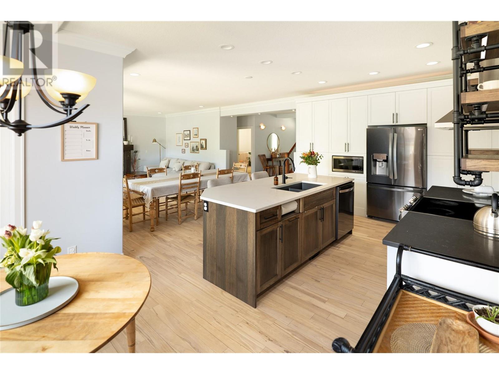  2847 Bentley Road, West Kelowna