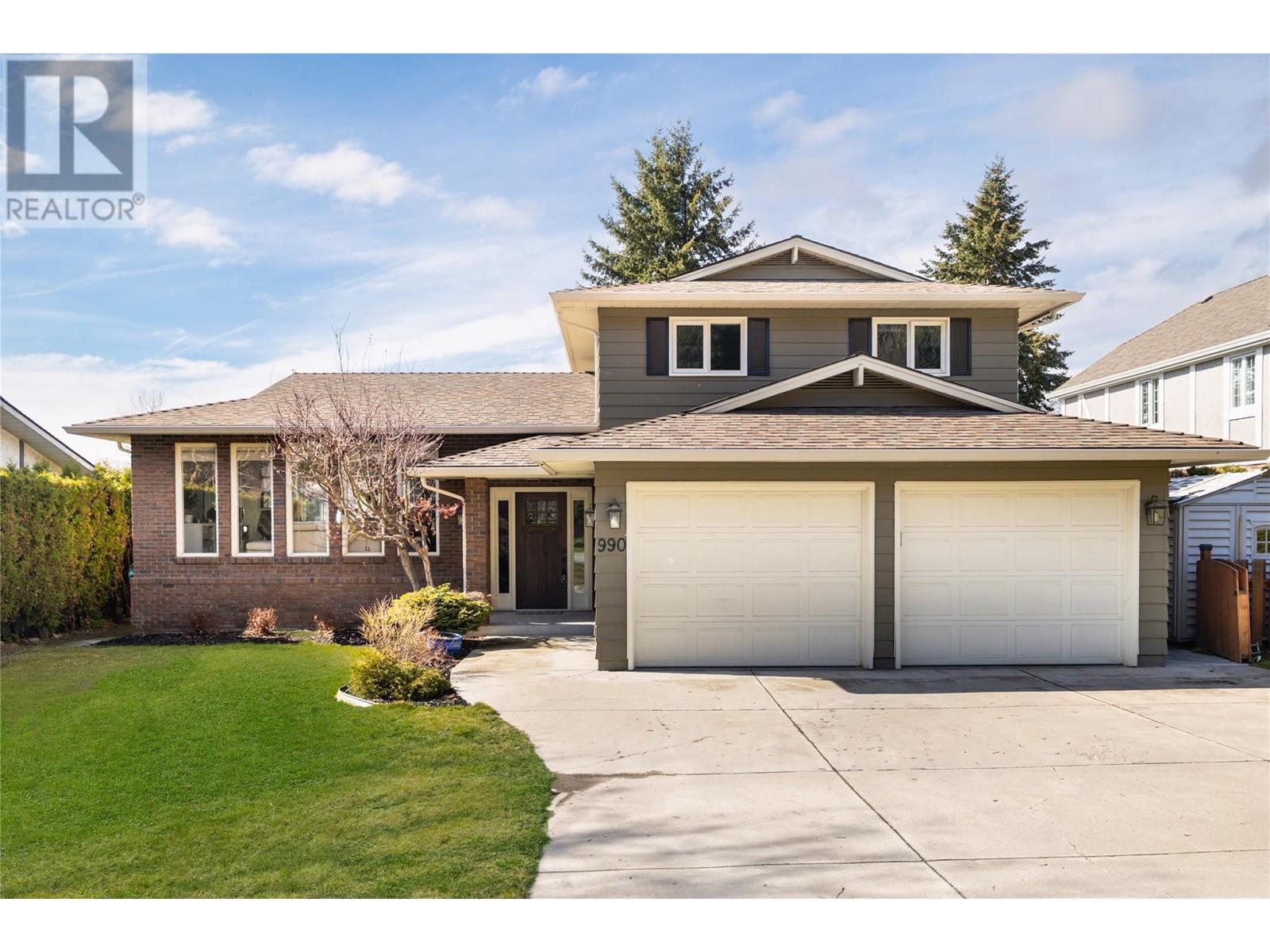  990 Walker Drive, Kelowna