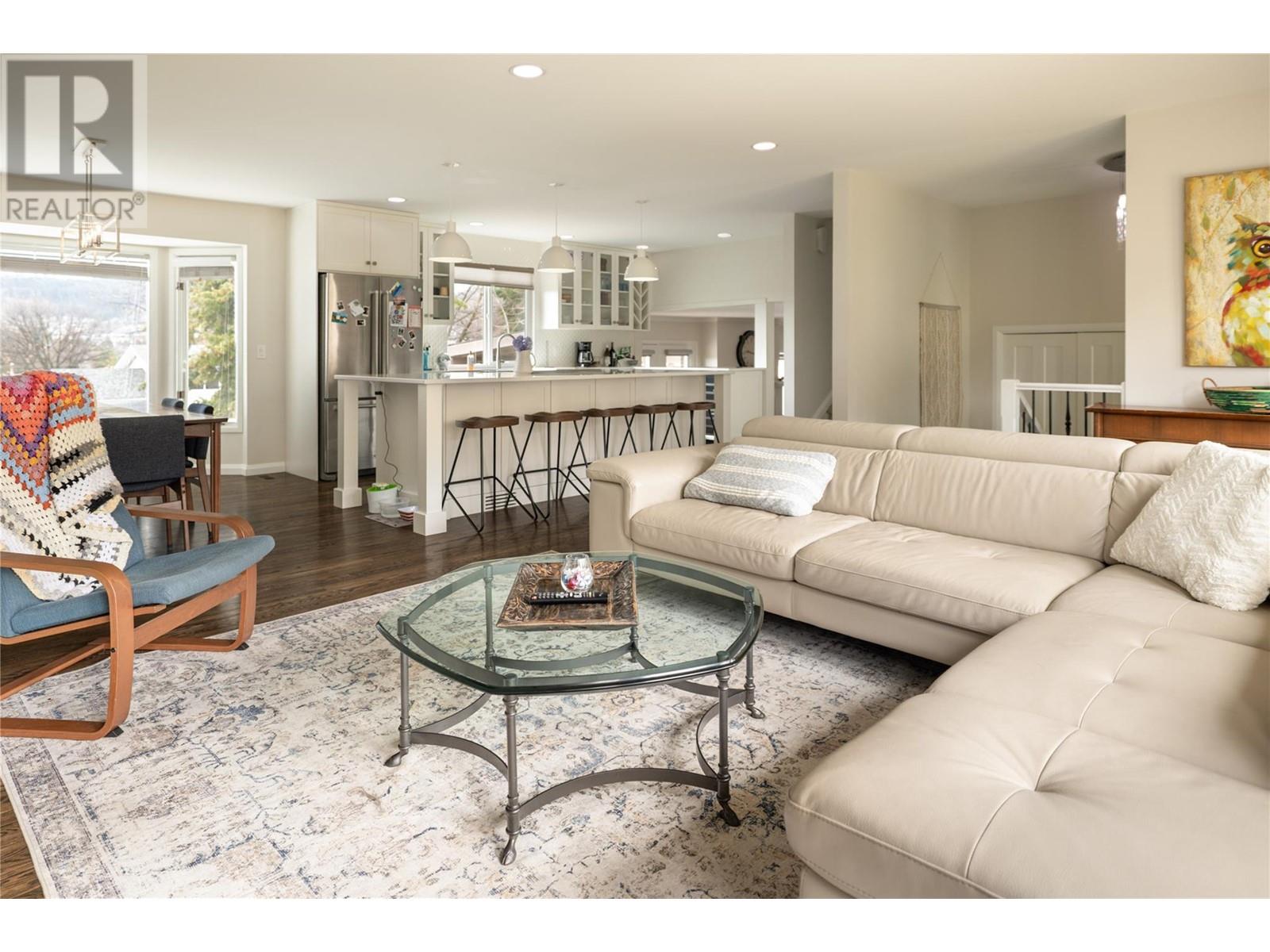  990 Walker Drive, Kelowna