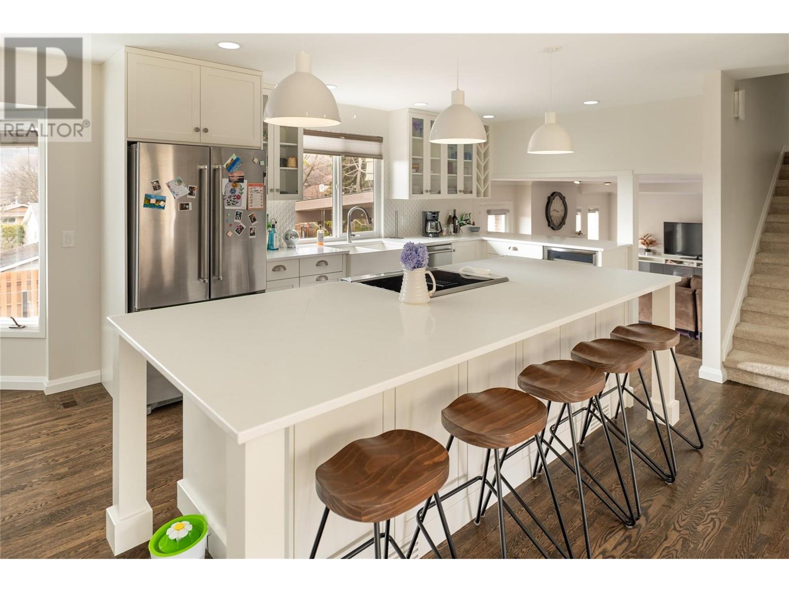  990 Walker Drive, Kelowna
