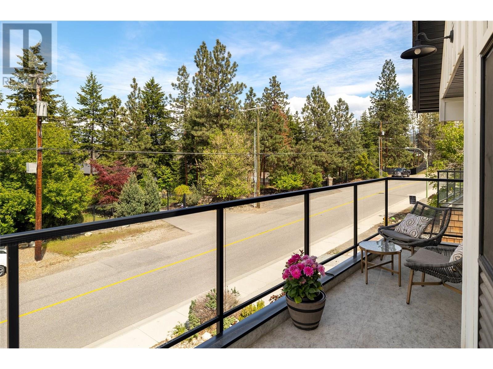  765 Barnaby Road, Kelowna