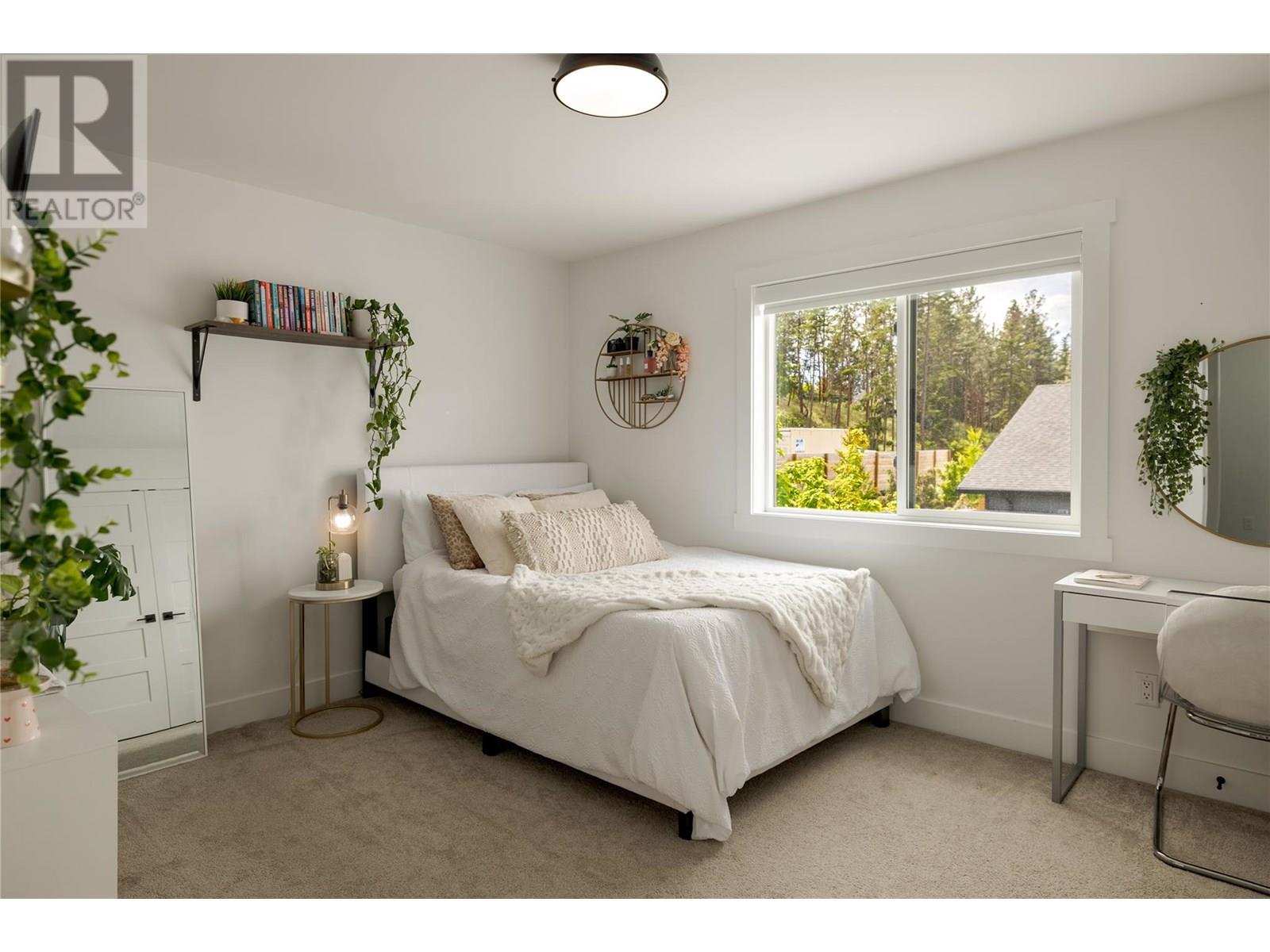  765 Barnaby Road, Kelowna