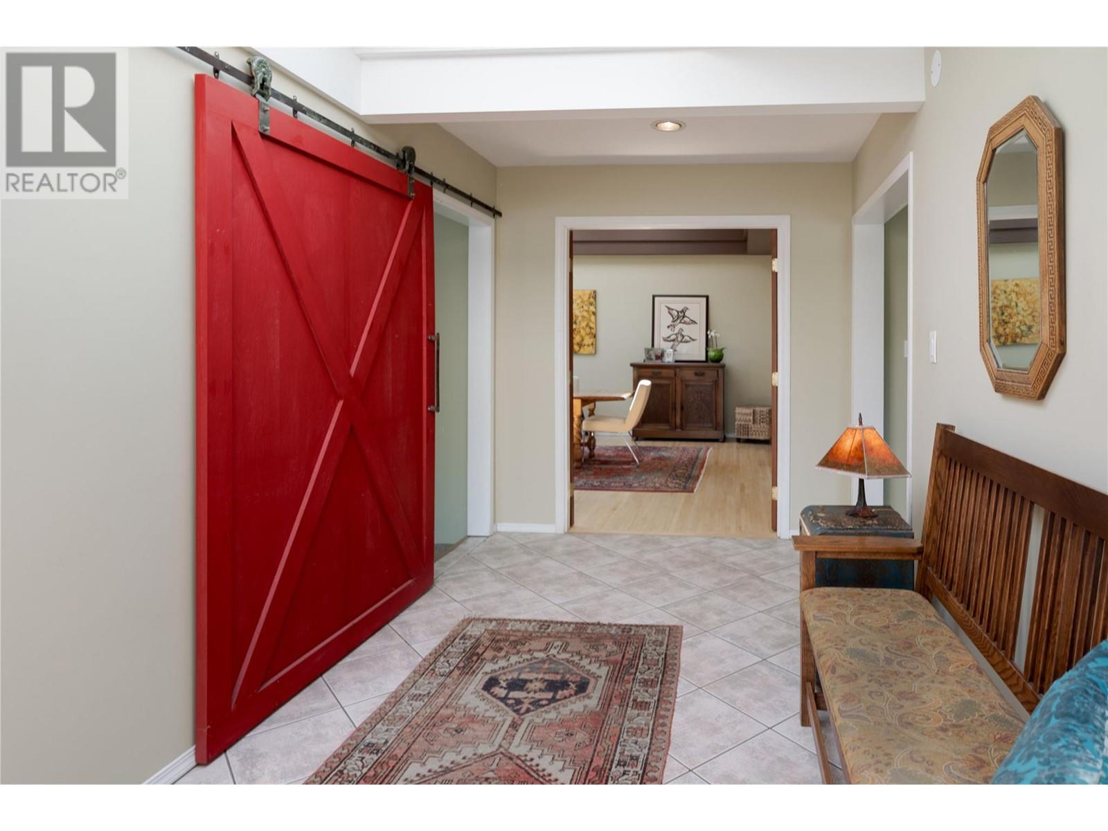  457 SARSONS Road, Kelowna
