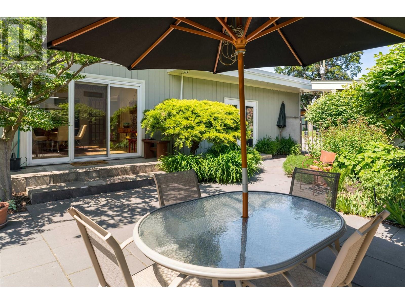  457 SARSONS Road, Kelowna