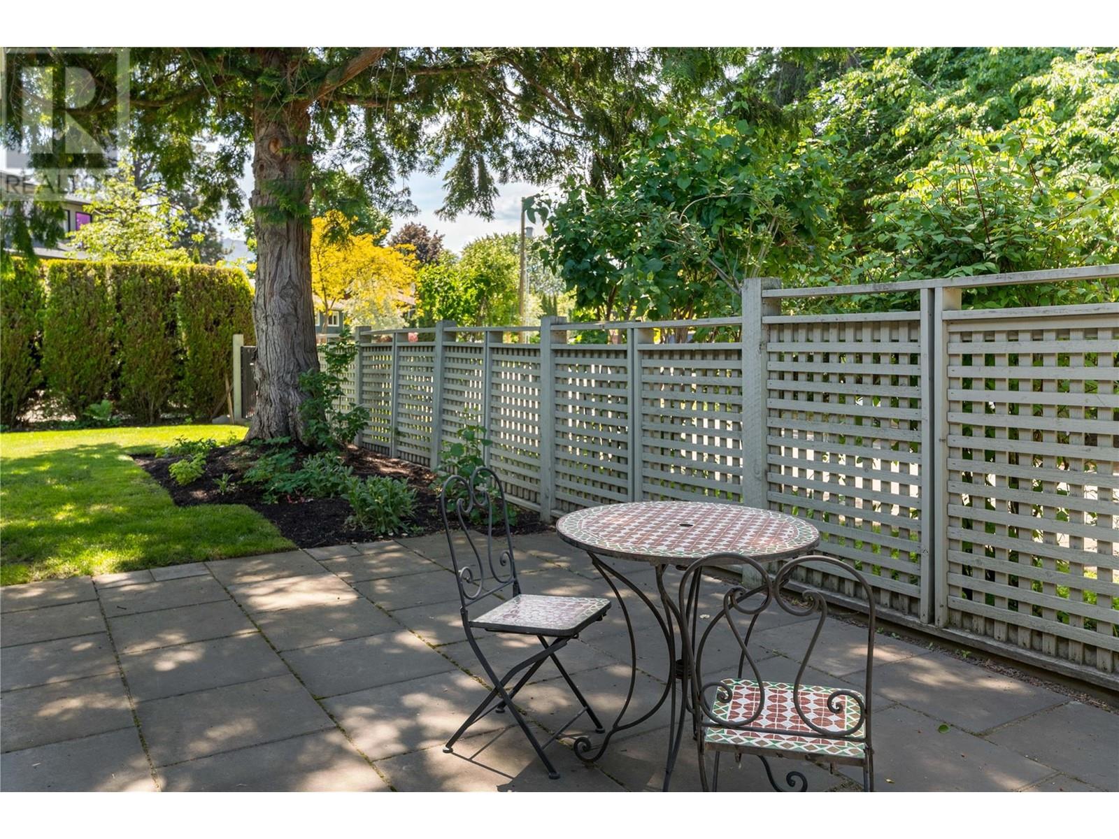  457 SARSONS Road, Kelowna