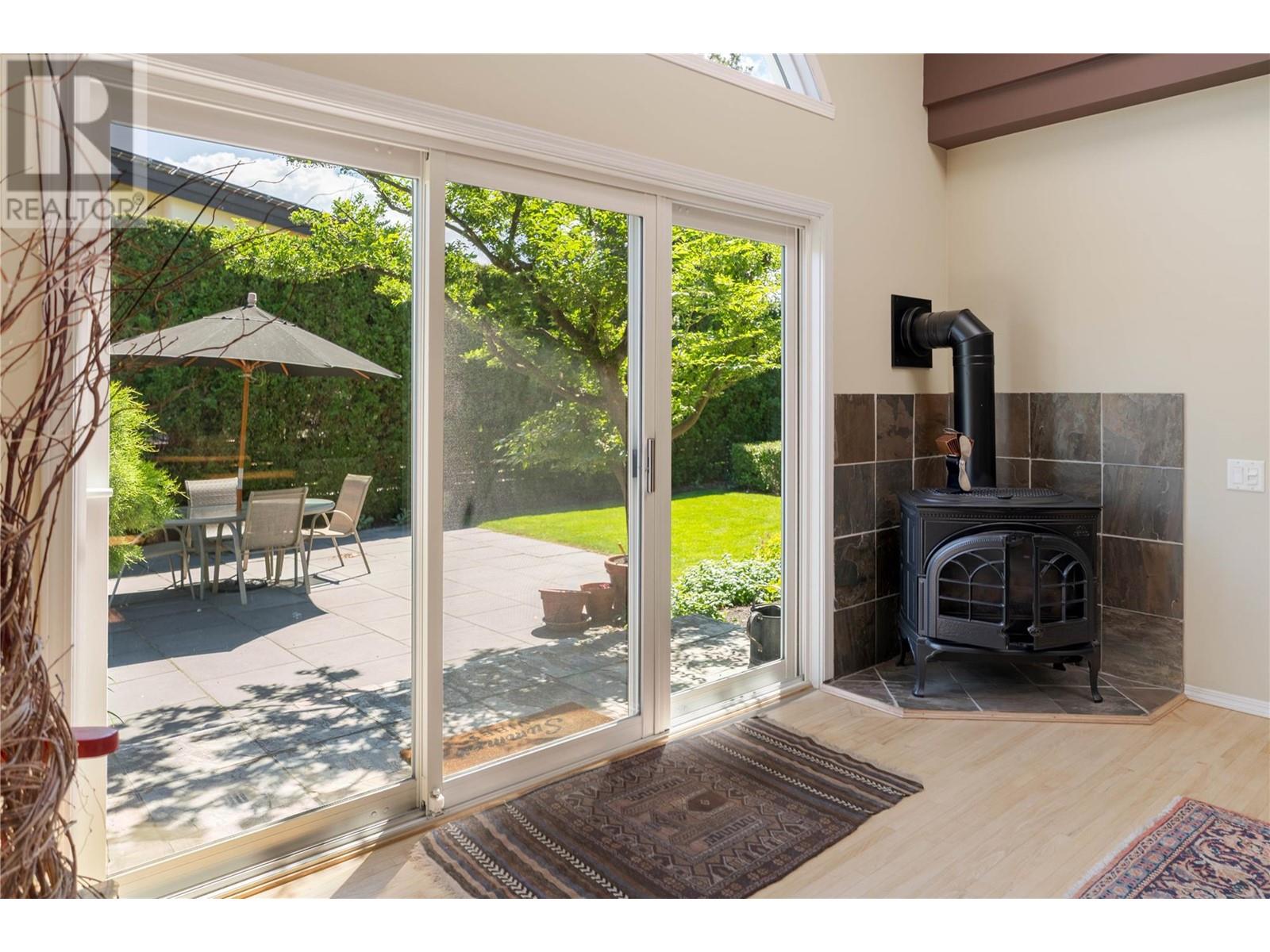  457 SARSONS Road, Kelowna