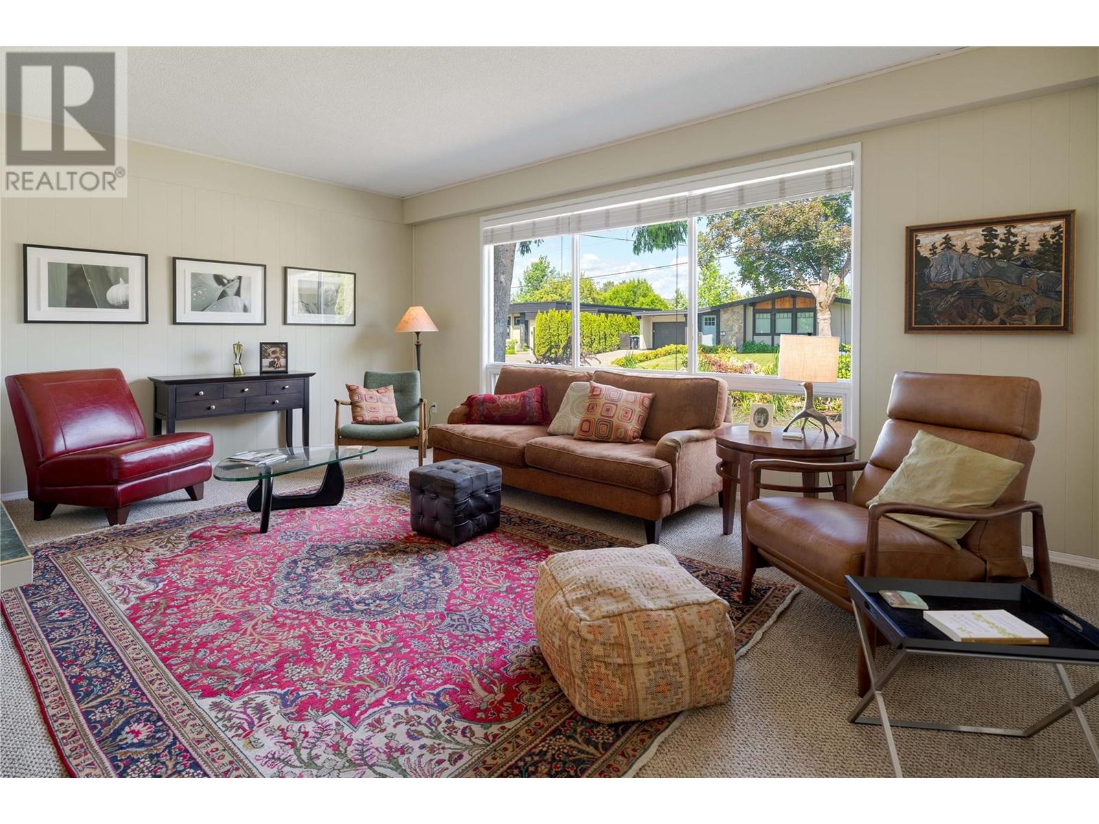  457 SARSONS Road, Kelowna