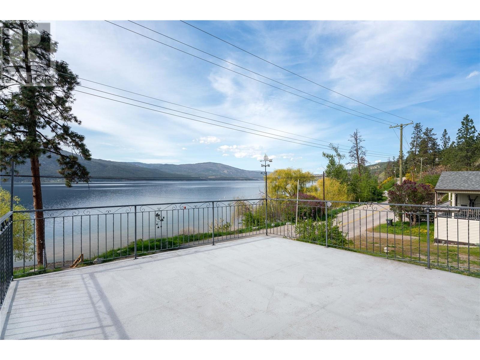  11551 Okanagan Centre Road West, Lake Country