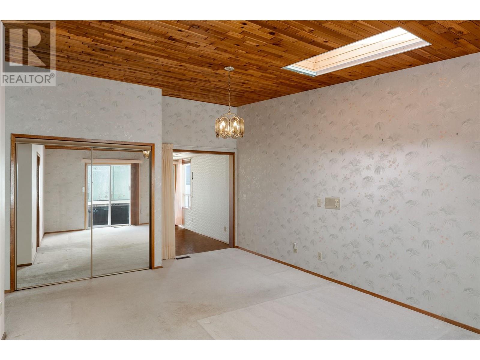 11551 Okanagan Centre Road West, Lake Country