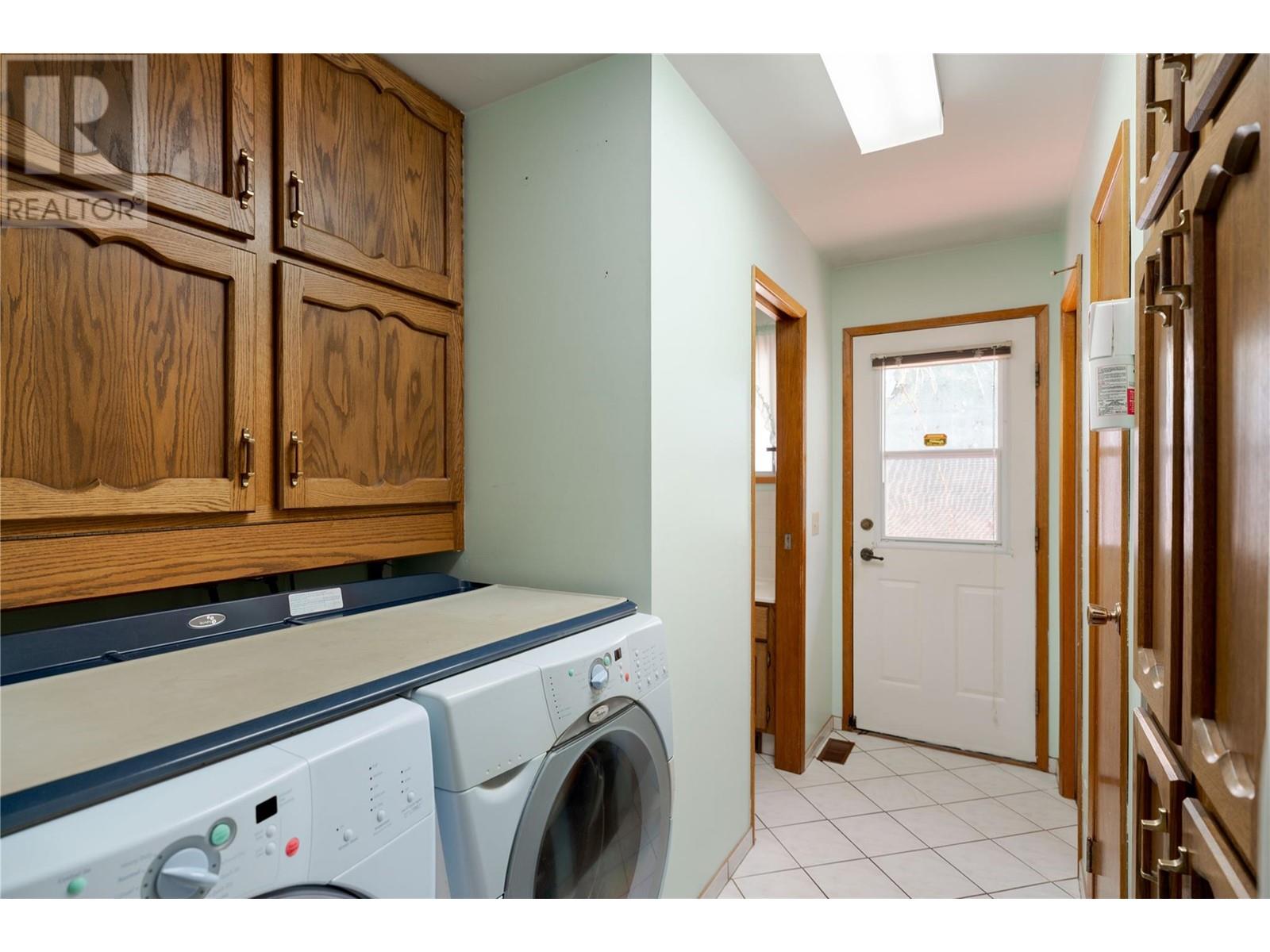  11551 Okanagan Centre Road West, Lake Country