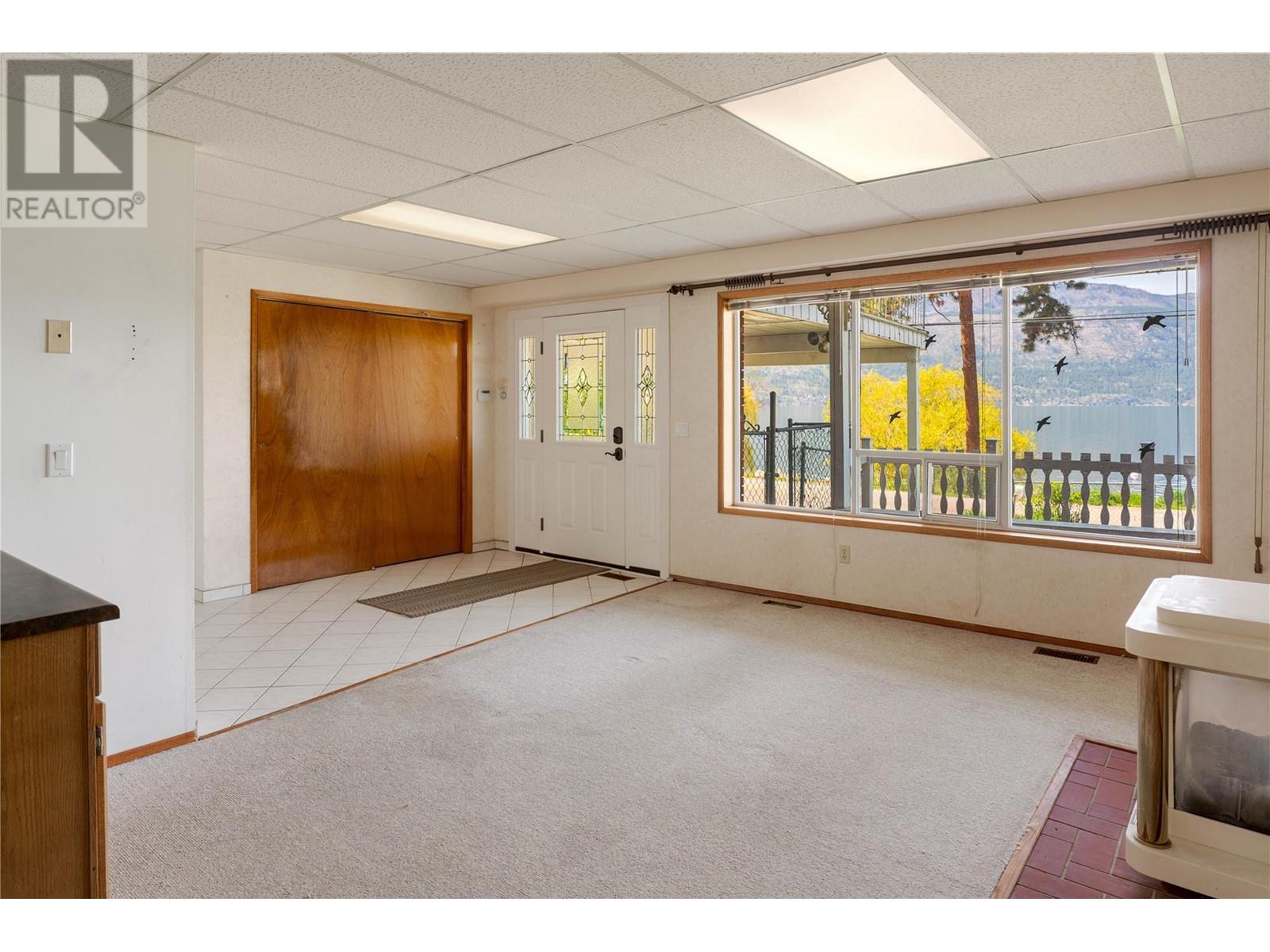  11551 Okanagan Centre Road West, Lake Country