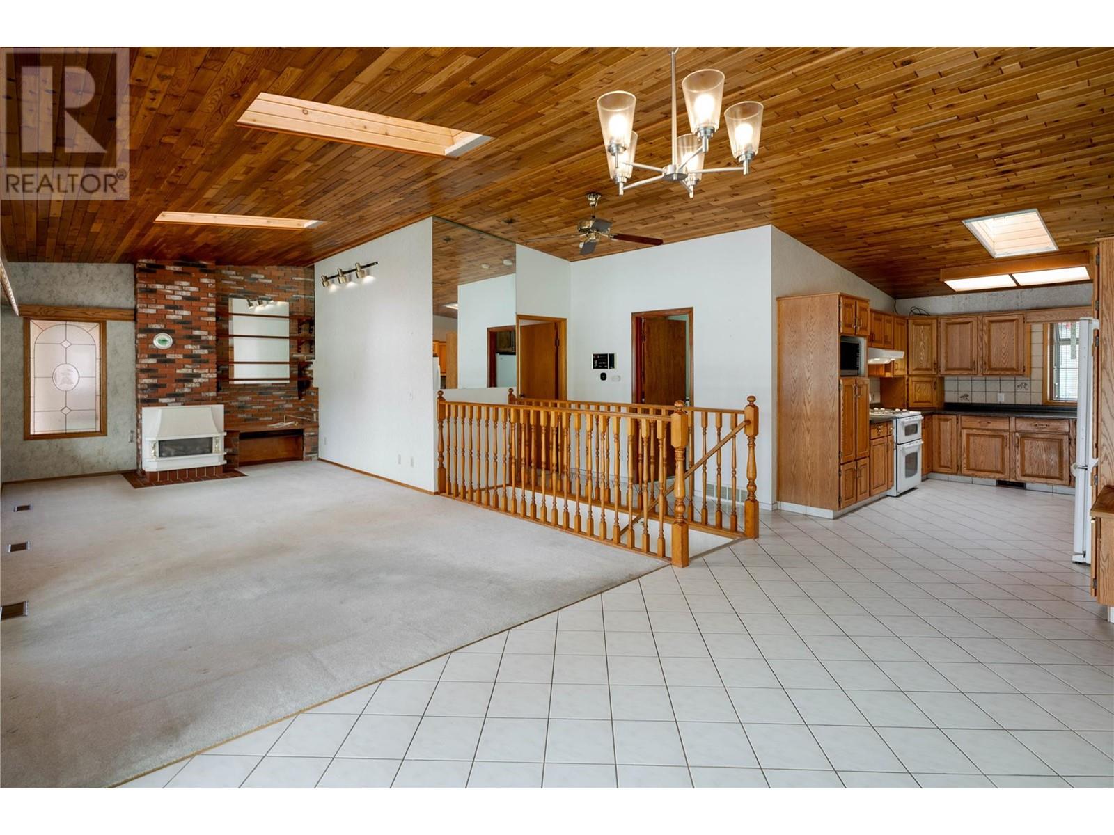  11551 Okanagan Centre Road West, Lake Country