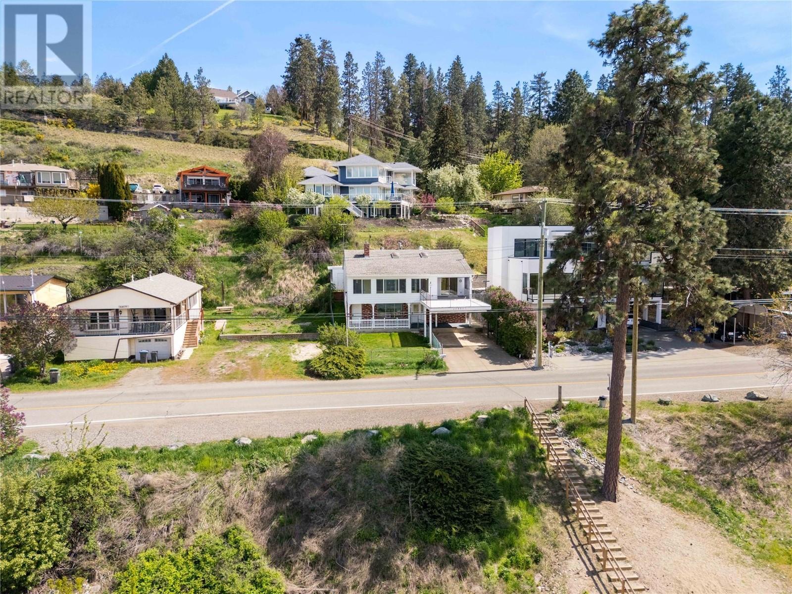  11551 Okanagan Centre Road West, Lake Country