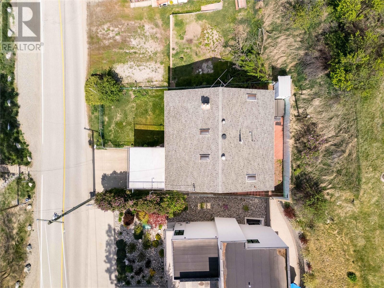  11551 Okanagan Centre Road West, Lake Country